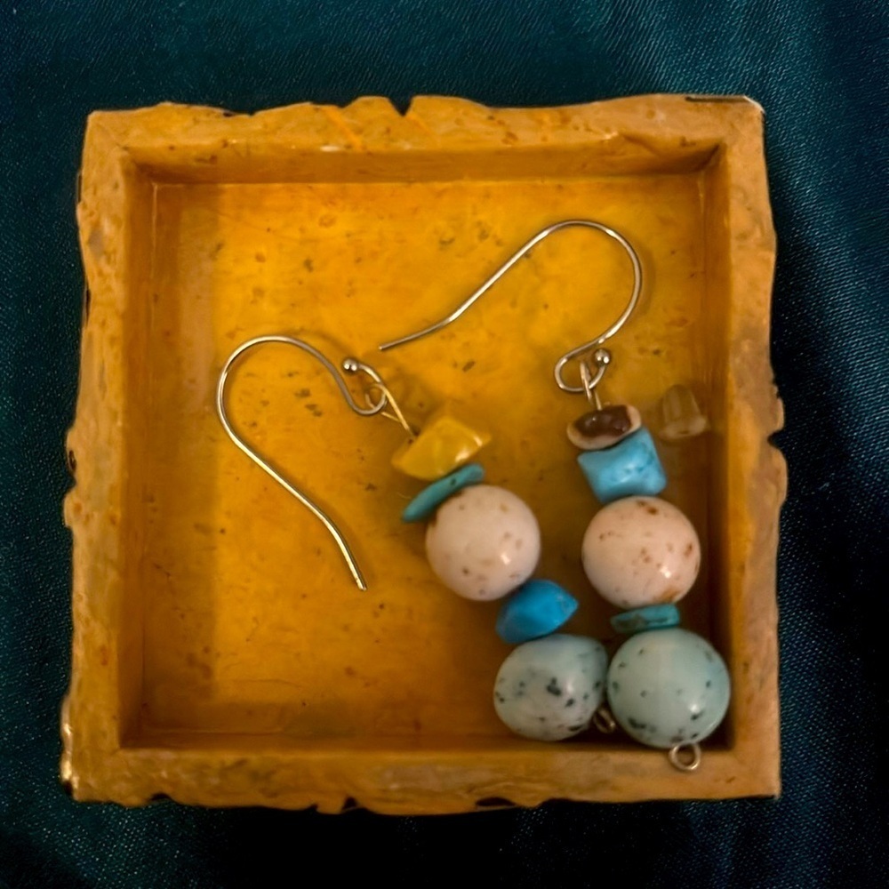 Designed And Hand Crafted By My Daughter At 4yo Mookite & Howlite Chip Earrings